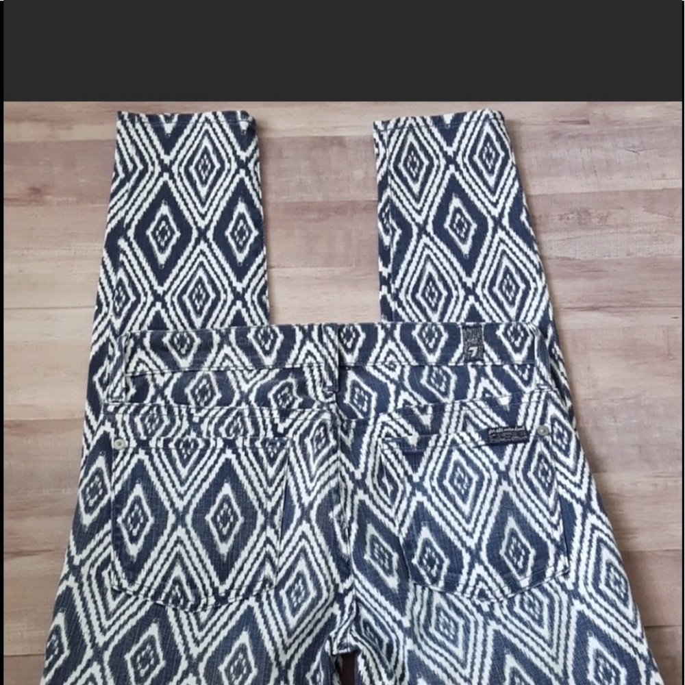 NEW 7 For All Mankind Cropped Skinny Jean Size 25
